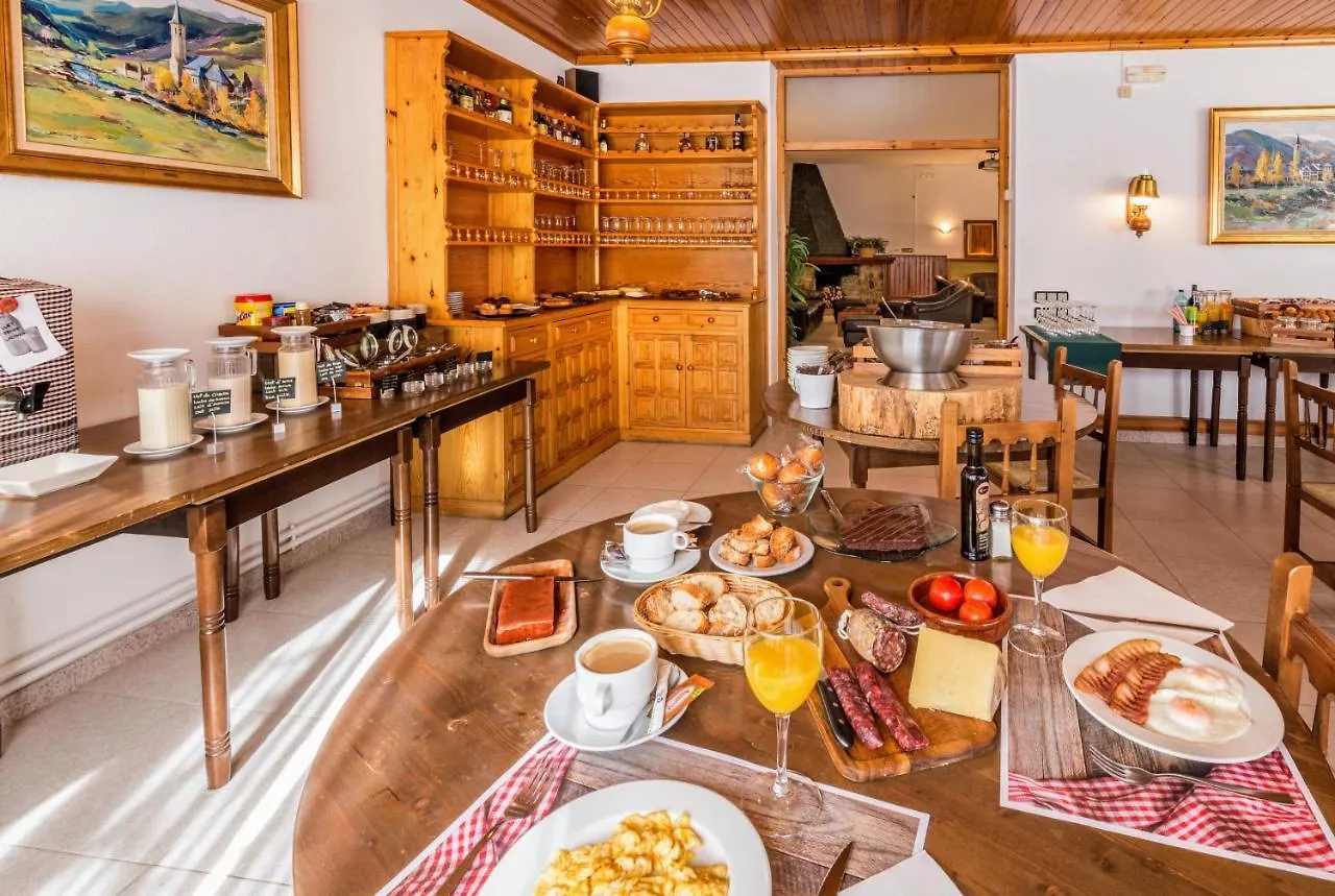 ***  Aparthotel Trainera Esterri d'Àneu Hiszpania